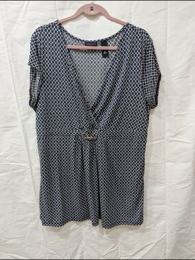 New York & Company Blue Geometric Surplice Top with Gold Buckle Detail - XL